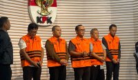 KPK tetapkan Bupati Lampung Tengah Ardito Wijaya sebagai tersangka, Kamis (11/12/2025). Foto: tim/diksimerdeka.com