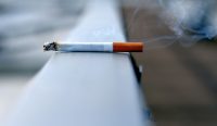 Rokok. Konsumsi tembakau menjadi sorotan dalam upaya menjaga kesehatan publik dan stabilitas pembiayaan nasional. Sumber foto: unsplash.com