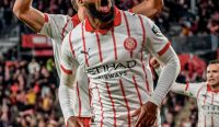 Selebrasi gelandang Girona Thomas Lemar usai mencetak gol ke gawang Barcelona pada laga Girona vs Barcelona dalam lanjutan La Liga, Selasa dini hari WIB. Sumber foto: X/@GironaFC