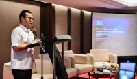 Wamen Komunikasi dan Digital Nezar Patria menyoroti praktik anak memalsukan usia saat mendaftar di platform digital sehingga berisiko terpapar konten dewasa.Foto : Komdigi