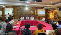 Suasana rapat mediasi polemik Dapur MBG Perumahan Kerta Dalem Mansion yang digelar di Kantor Kecamatan Denpasar Selatan, Rabu (5/3/2026). Foto: tim/diksimerdeka.com