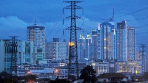 sutet di tengah kota jakarta pasokan listrik dijaga jelang lebaran 2026 tarif listrik tidak naik