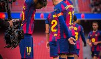 Selebrasi Lamine Yamal dan Raphinha usai mencetak gol untuk Barcelona