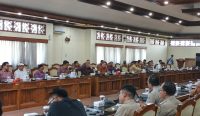 Rapat RDP DPRD Bali dengan PT BTID batal dilakukan lantaran ketidakhadiran PT BTID, Senin (4/5/26). Foto: Agus/diksimerdeka.com