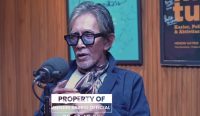 Ekonom Ferry Latuhihin saat menjadi narasumber dalam podcast Hendri Satrio Official membahas kondisi ekonomi Indonesia.