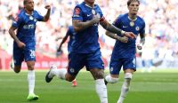 Enzo Fernandez mencetak gol untuk membawa Chelsea ke final FA Cup 2026