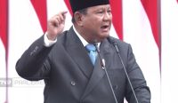 Presiden Prabowo Subianto menyampaikan pidato terkait program Makan Bergizi Gratis dalam rapat paripurna DPR di Senayan.