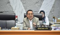 Wakil Ketua Komisi V DPR RI Syaiful Huda memimpin rapat terkait evaluasi dana desa dan program transmigrasi di DPR RI.