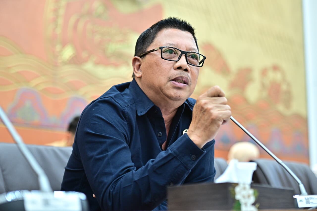 I Nengah Senantara soroti harga obat Kimia Farma yang dinilai lebih mahal dibanding apotek swasta