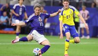 Jepang vs Swedia - Daizen Maeda melepaskan tembakan yang berbuah gol pembuka Jepang saat menghadapi Swedia pada laga Grup F Piala Dunia 2026.