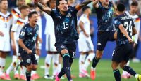 Jerman vs Paraguay: Gustavo Gomez merayakan kemenangan Paraguay setelah Jose Canale mencetak gol penentu lewat adu penalti pada babak 16 besar Piala Dunia 2026.
