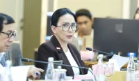 Rieke Diah Pitaloka menyoroti anggaran Komnas HAM 2027 dalam rapat Komisi XIII DPR RI dan mengkritik minimnya dana untuk fungsi utama perlindungan HAM.