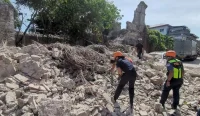 Gempa Filipina M 7,8 menyebabkan bangunan runtuh di General Santos dan memicu peringatan tsunami hingga Jepang