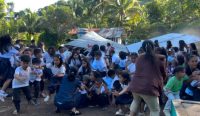 Gempa Filipina M 7,8 mengguncang SD Mahayahay di Malita Davao Occidental saat upacara bendera, siswa dan guru berlindung ketika guncangan kuat melanda Mindanao