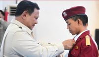 Prabowo semangati siswa Sekolah Rakyat saat bertemu perwakilan SRMP 17 Tabanan Bali