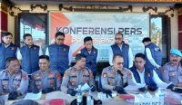 Polres Badung menggelar konferensi pengungkapan kasus korupsi LPD Desa Adat Mambal, Kecamatan Abiansemal, Badung.