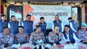 Polres Badung menggelar konferensi pengungkapan kasus korupsi LPD Desa Adat Mambal, Kecamatan Abiansemal, Badung.