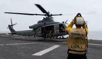 Pasukan Angkatan Laut Amerika Serikat melakukan operasi blokade terhadap kapal Iran di Selat Hormuz di tengah memanasnya konflik AS-Iran
