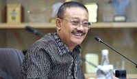 Perumnas Danantara menjadi sorotan saat Anggota Komisi VI DPR RI Gde Sumarjaya Linggih (Demer) mengikuti Rapat Dengar Pendapat bersama Perum Perumnas di Kompleks Parlemen, Senayan, Jakarta.