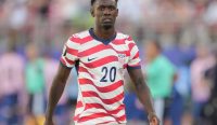 Folarin Balogun dipastikan bisa memperkuat Amerika Serikat melawan Belgia setelah FIFA menangguhkan hukuman skorsing satu pertandingan di Piala Dunia 2026.