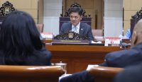 Habiburokhman memimpin pembahasan RUU Perampasan Aset dalam RDPU Komisi III DPR RI di Gedung Nusantara II, Senayan, Jakarta.
