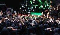 Pemakaman Ali Khamenei di Teheran dihadiri jutaan pelayat dalam upacara penghormatan terakhir yang menjadi simbol perlawanan Iran.