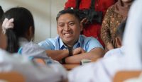 261 Pegawai BGN Diberhentikan menjadi bagian dari langkah pembenahan Program Makan Bergizi Gratis (MBG) yang dipimpin Kepala Badan Gizi Nasional, Sudaryono, saat melakukan monitoring pelaksanaan MBG di SDN Bantarjati 09, Kota Bogor.