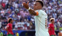 Deschamps bela Mbappe setelah penyerang Prancis mencetak gol pembuka ke gawang Maroko di perempat final Piala Dunia 2026 meski sempat gagal mengeksekusi penalti.