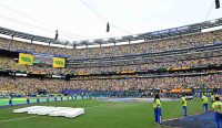 Trump Ancam Kanada - Suasana New York New Jersey Stadium yang menjadi lokasi Final Piala Dunia 2026, saat seluruh tiket pertandingan ludes terjual di tengah ancaman kabut asap akibat kebakaran hutan Kanada.