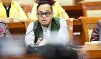 Polri Kejaksaan Agung kompak ditegaskan Wakil Ketua Komisi III DPR RI Rano Al Fath saat konferensi pers di Kompleks Parlemen, Senayan, Jakarta.