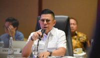 RUU Perampasan Aset dibahas Komisi III DPR RI. Anggota Komisi III DPR RI Soedeson Tandra memberikan keterangan saat kunjungan kerja reses di Timika, Papua Tengah.