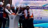 Peletakan batu pertama (groundbreaking) proyek pelabuhan perikanan di Kabupaten Jembrana, Bali senilai sekitar Rp1,2 triliun, Selasa (29/9/2026). Foto: Dok/Tim