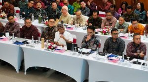 Gubernur Bali Wayan Koster saat menerima kunjungan kerja Badan Anggaran (Banggar) DPR RI di Kantor Gubernur Bali, Denpasar, Jumat (2/10/2026).