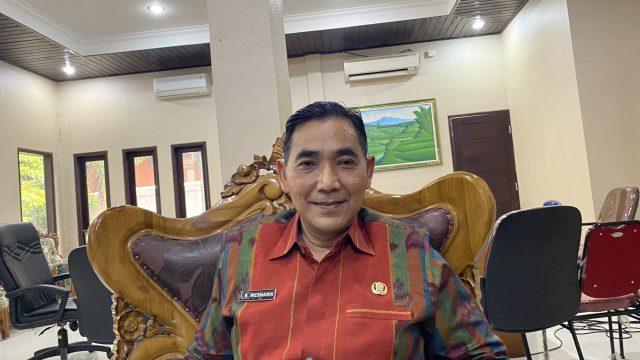 Kepala Dinas Pendidikan, Pemuda, dan Olahraga (Disdikpora) Provinsi Bali Ida Bagus Wesnawa Punia. Foto: dok/diksimerdeka.com
